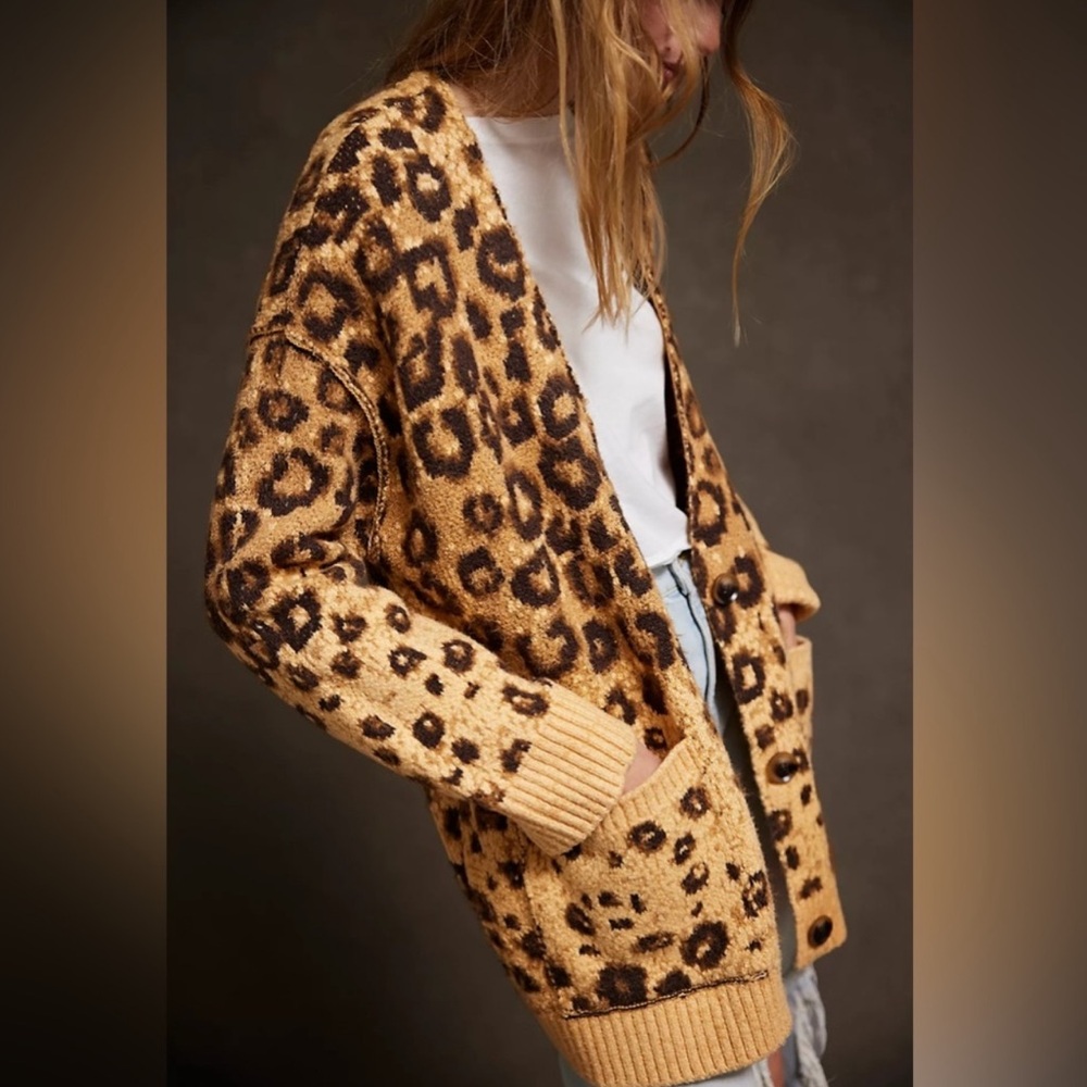 Free people state side Cardigan Leopard Print Women's Sweater size XS NWOT